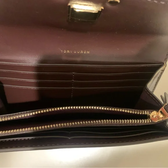 Tory Burch Dark Burgundy Leather Clutch Wallet with Gold Logo Emblem - NEW - Picture 4 of 5